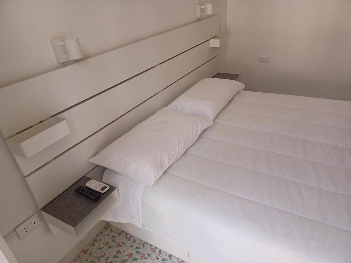 A Casa Di Nonna Ida, Nel Cuore Pulsante Di Apartment